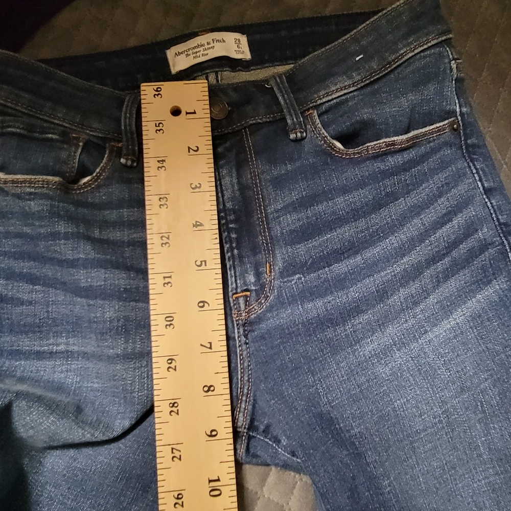 Abercrombie & Fitch Super Skinny Mid Rise Jeans 28 / 6 - Picture 12 of 12